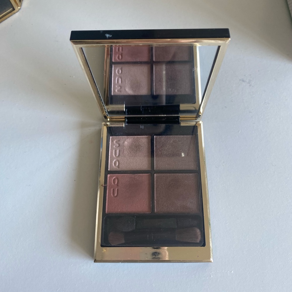 Suqqu 01 eyeshadow Mizuhana
